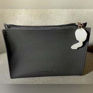 NWOT, Givenchy Parfums, matte black zip cosmetic bag, size 6"×4.5"×2"